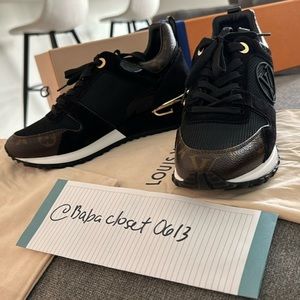 Louis Vuitton Run Away Womens Sneakers